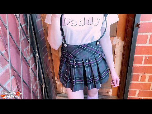 ❤️ ʻO ke kaikamahine kula e ʻū hohonu i kāna dick a hoʻopaʻa ʻia ma mua o nā papa. ❌ Pono ma porn haw.epicpornvideos-com.ru ️❤